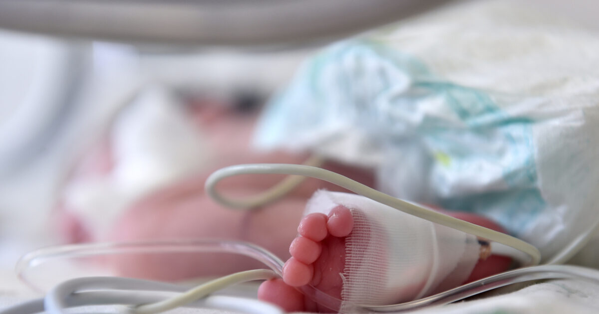 Patisia: Battle for his life gives a 1 year old child – found unconscious by drugs that his father smoked next to him