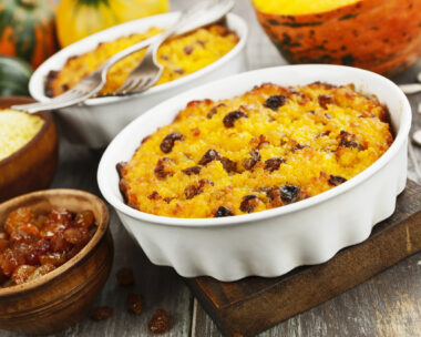 Γλυκιά κολοκυθόπιτα με σταφίδες