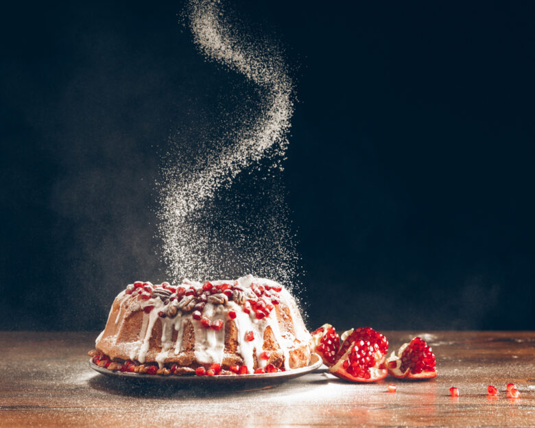 Συνταγή για κέικ με ρόδι και αμύγδαλα