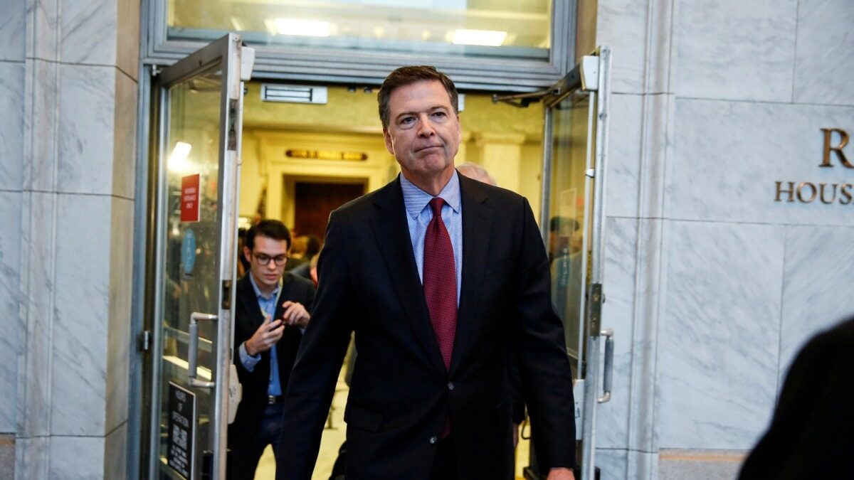 Ο πρώην διευθυντής FBI, Τζέιμς Κόμι