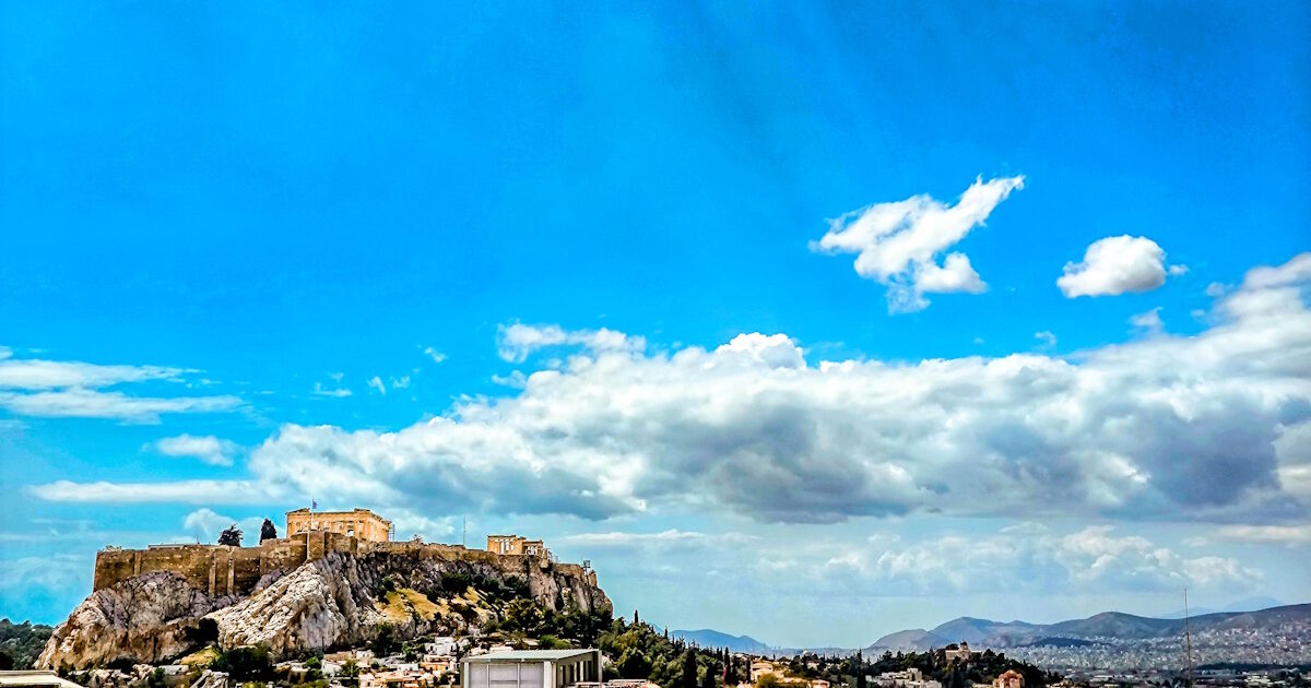 Weather today: Temperature rises across the country – rains in western Crete