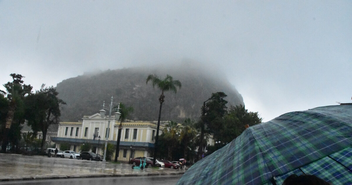 Today’s weather: At 30 degrees the mercury – Rains and storms in many areas