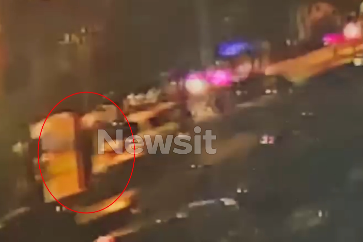 Η στιγμή που οι αστυνομικοί συλλαμβάνουν τον 50χρονο