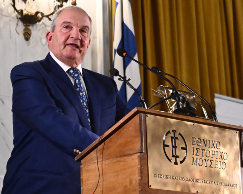 Αιχμές Καραμανλή προς την κυβέρνηση: Προειδοποιεί για πολιτική κρίση που μπορεί να εξελιχθεί σε εθνική