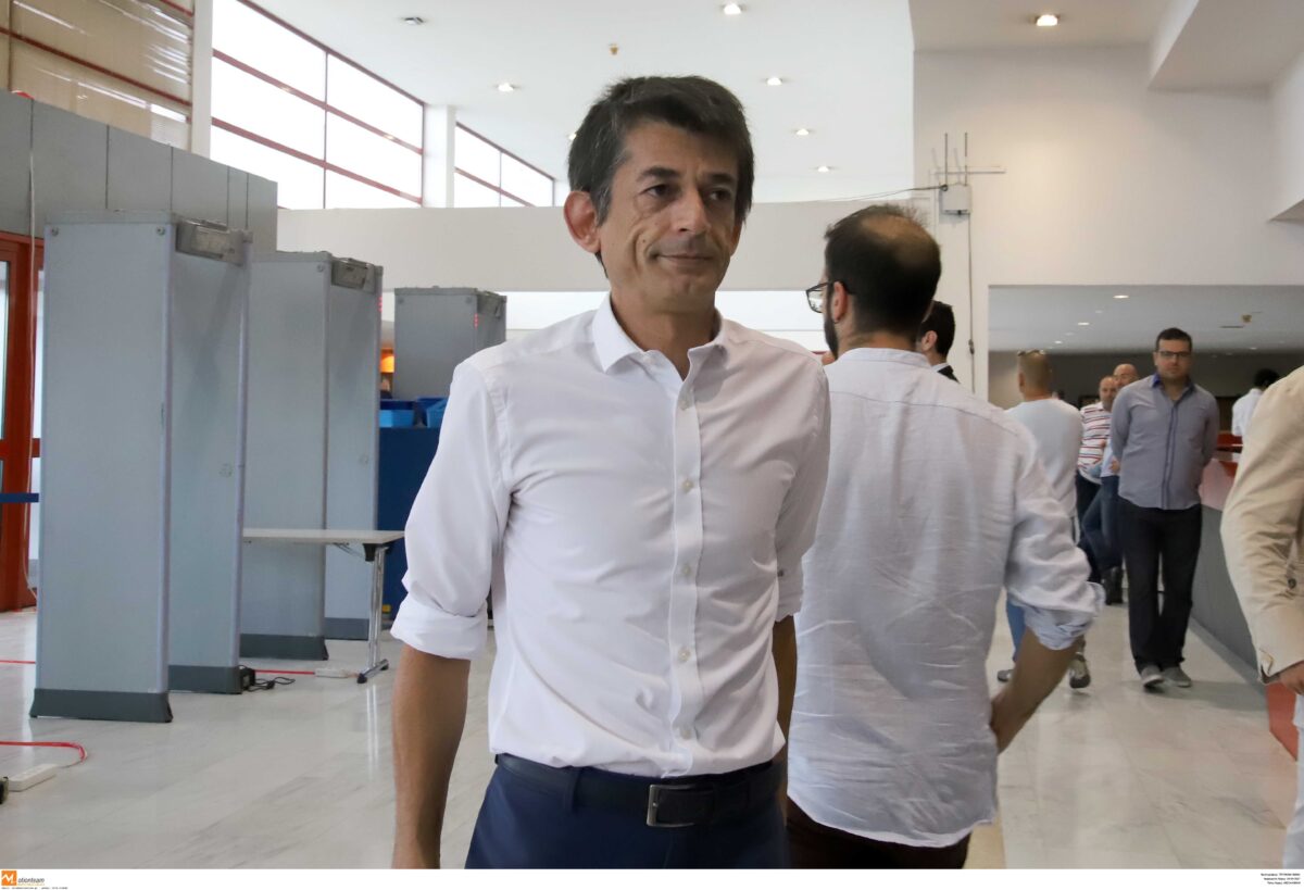 Νίκος Καρανίκας