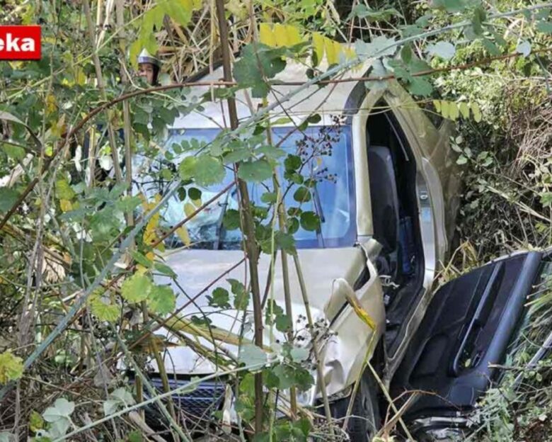 Καστοριά: Νεκρός o οδηγός που έχασε τον έλεγχο του αυτοκινήτου και έπεσε σε χαντάκι