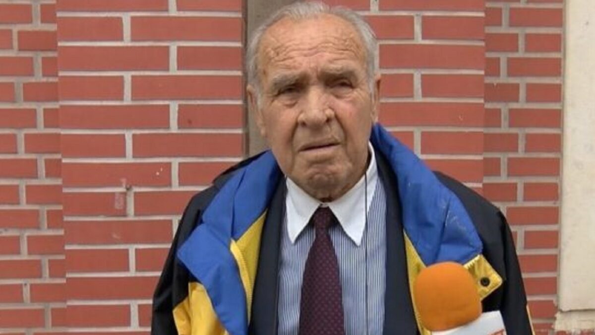 Γιάννης Καβαρατζής