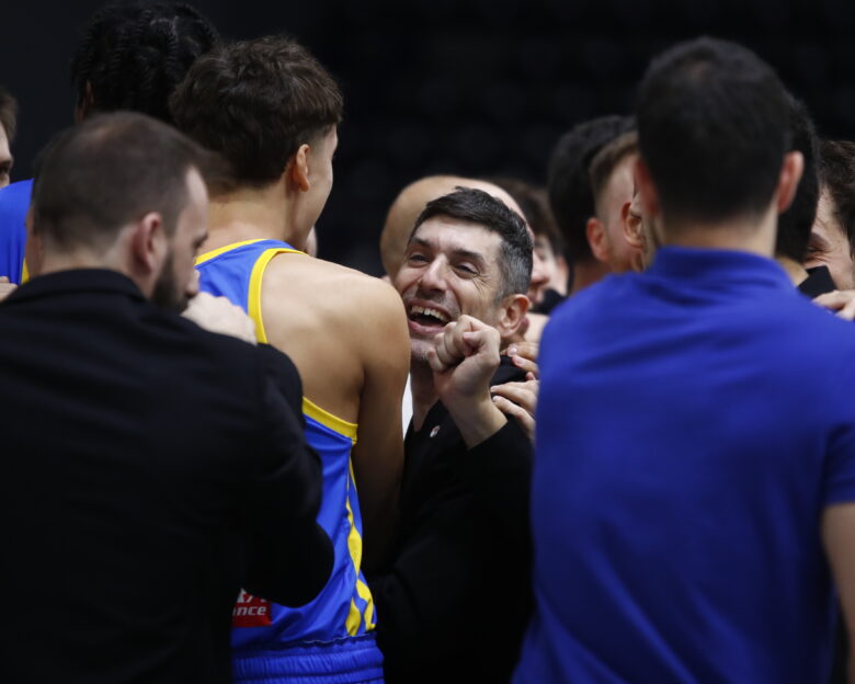 Πανιώνιος – Περιστέρι 61-87: Έκαναν την έκπληξη οι Περιστεριώτες στο κλειστό της Γλυφάδας
