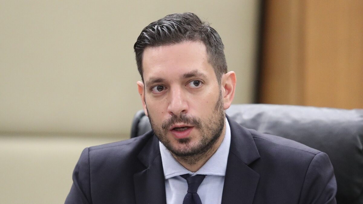Κωνσταντίνος Κυρανάκης: «Δεν θα σηκώσω το δάχτυλο στον Βασίλη Μπισμπίκη – Δεν ισχύει ότι “τη γλίτωσε” με 1.200 ευρώ»