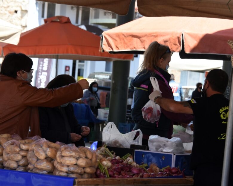 Ηράκλειο: Νεαρή έπεσε θύμα σεξουαλικής επίθεσης σε λαϊκή αγορά – Ο πατέρας της προσπάθησε να χτυπήσει τον δράστη