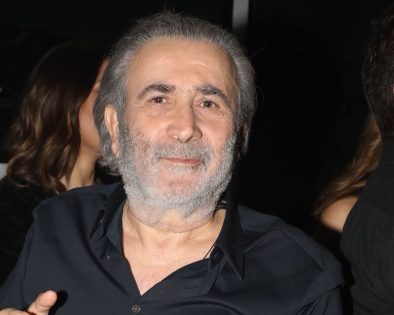 Λάκης Λαζόπουλος: Το Σύνταγμα ανήκει σε όλους και όχι στην οικογένεια Μητσοτάκη, δεν είναι περιβόλι τους