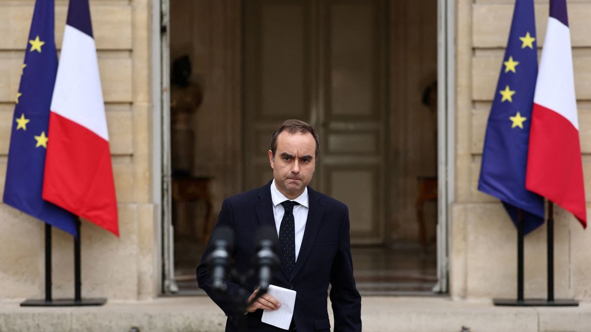 REUTERS