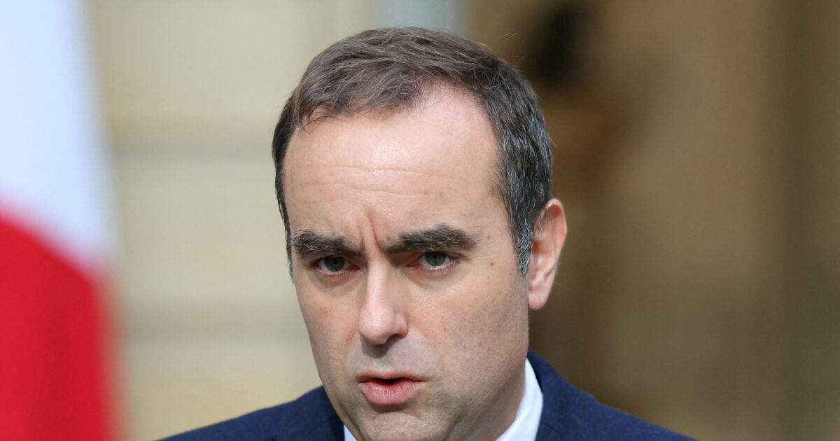 France: The ongoing political crisis lowers growth and increases the cost of borrowing – landmark or October 13th