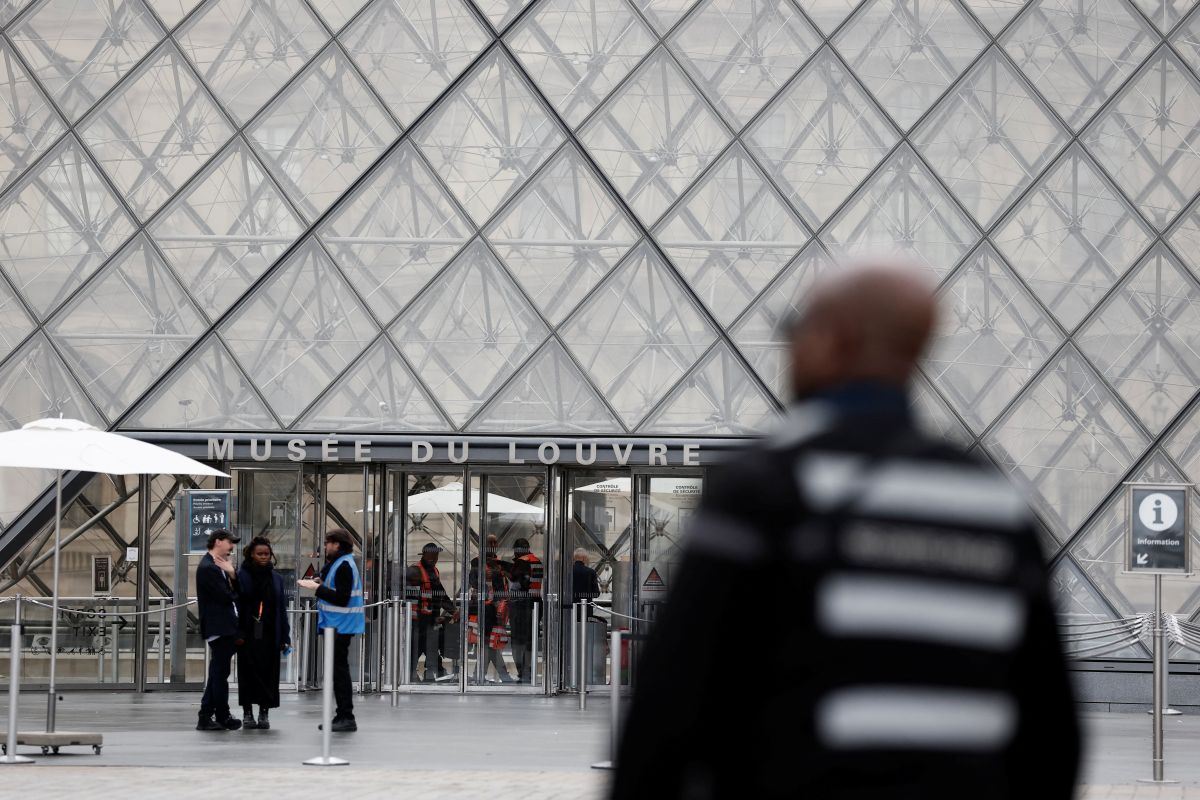 REUTERS