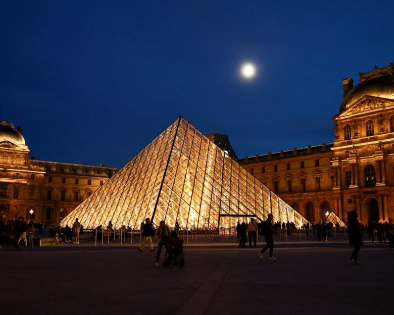 Λούβρο: Το μαθηματικό πρόβλημα της δεκαετίας του 1970 που θα μπορούσε να αποτρέψει τη «ληστεία του αιώνα»
