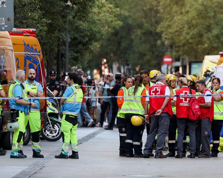 Μαδρίτη: Δύο νεκροί ανασύρθηκαν από τα συντρίμμια του κτιρίου που κατέρρευσε – Παραμένουν αγνοούμενοι δύο άνθρωποι