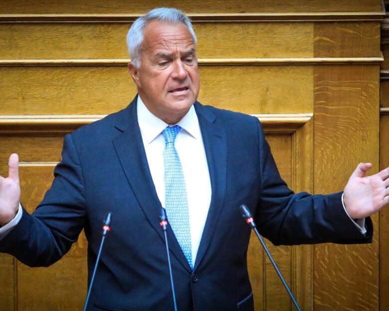 Μάκης Βορίδης για πρώην πρόεδρο του ΟΠΕΚΕΠΕ: Ο Βάρρας άφηνε επί χρόνια τις παρανομίες να συνεχίζονται