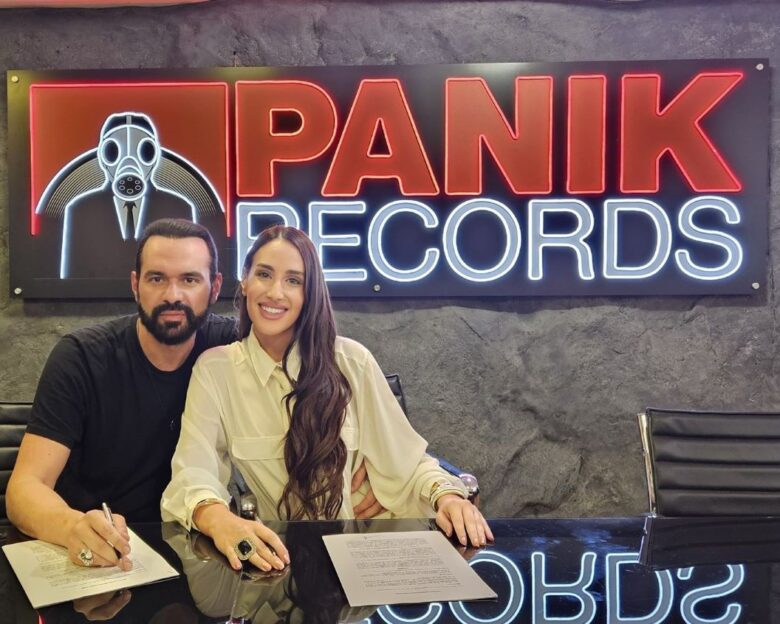 Η Μαλού στην οικογένεια της Panik Records
