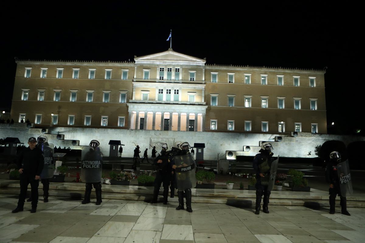 Πορεία στο μνημείο του Αγνώστου Στρατιώτη