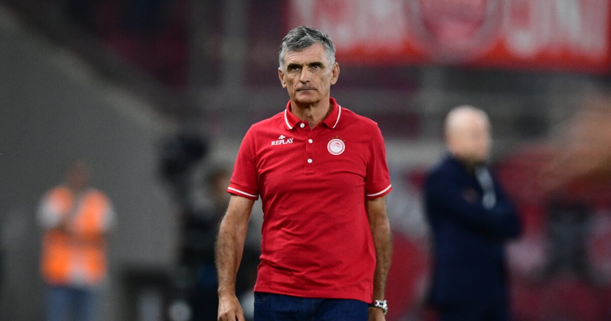 Mendiliber after Olympiacos – AEK: “We needed the victory after the defeats by PAOK and Barcelona”