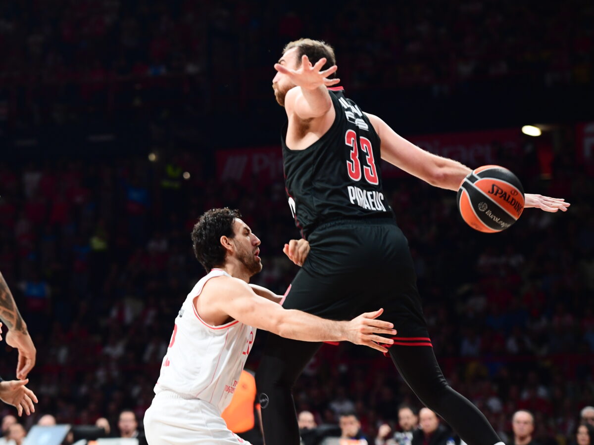 Ο Μιλουτίνοφ κόντρα στον Μίσιτς (ΓΙΩΡΓΟΣ ΜΑΤΘΑΙΟΣ