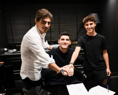 Ντίνος Μήτογλου: Ευχαριστώ πολύ ειδικά τον Παύλο Γιαννακόπουλο για την αγάπη του