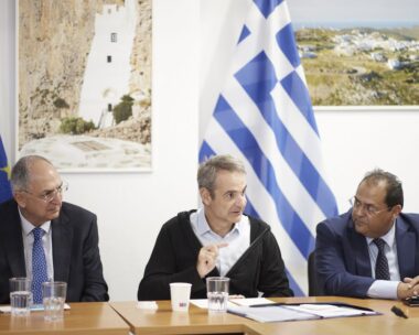 Ο Κυριάκος Μητσοτάκης στην Αμοργό