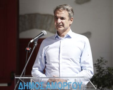 Ο Κυριάκος Μητσοτάκης στην Αμοργό
