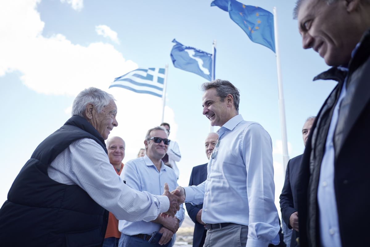 Ο Κυριάκος Μητσοτάκης στην Αμοργό