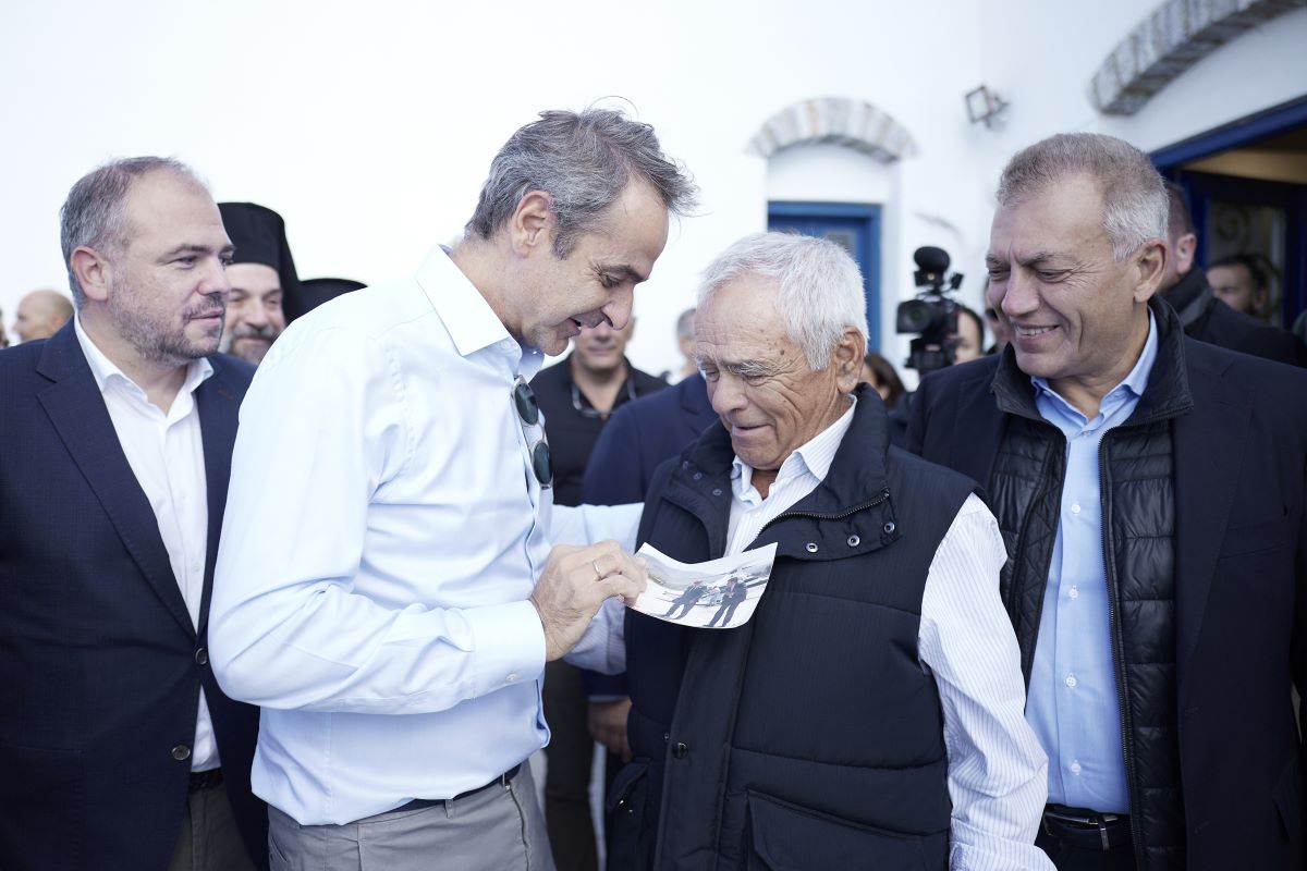 Στην Αμοργό ο Κυριάκος Μητσοτάκης