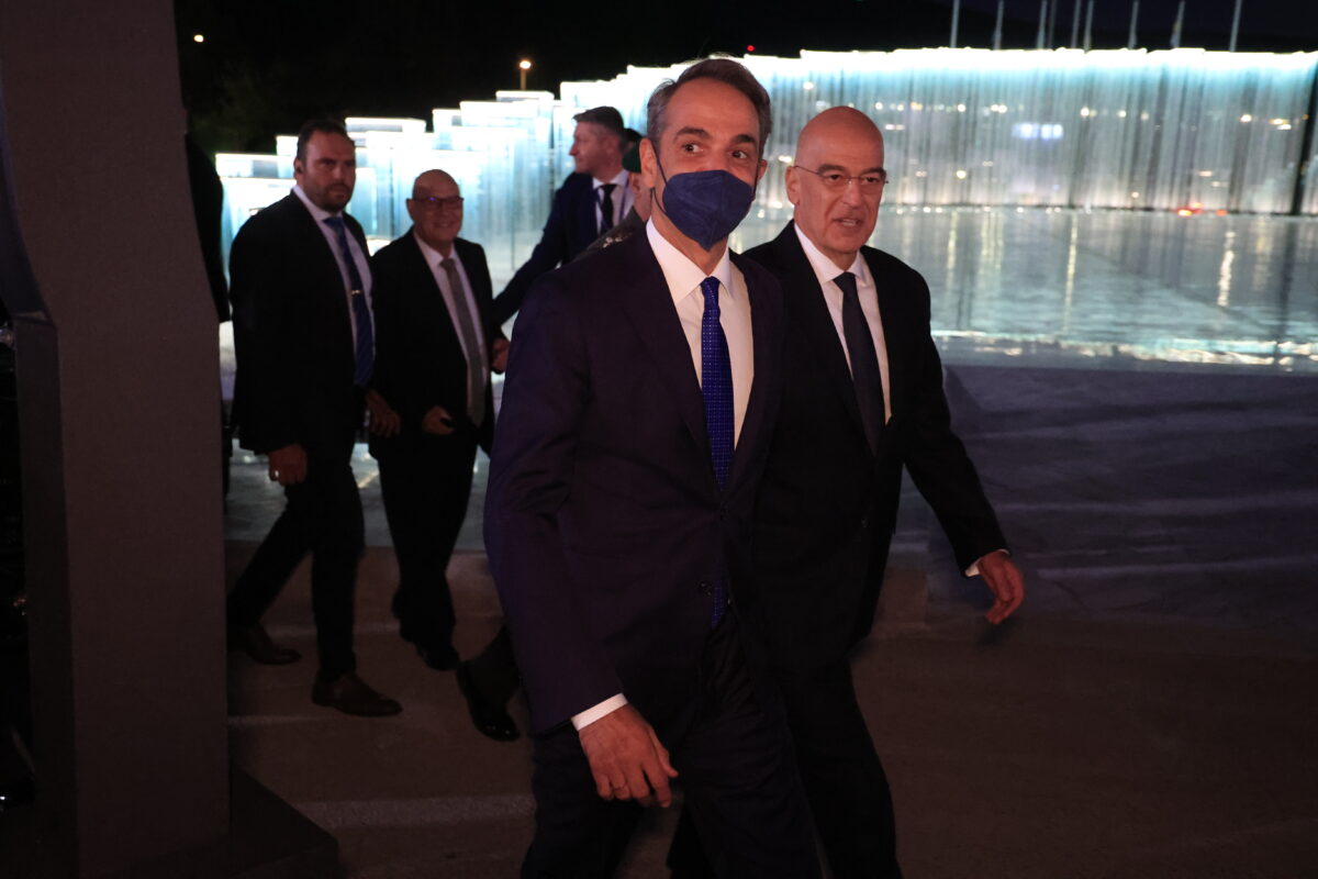 O Κυριάκος Μητσοτάκης και ο Νίκος Δένδιας