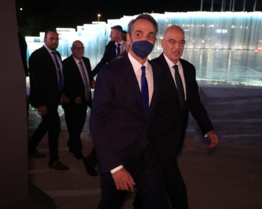 O Κυριάκος Μητσοτάκης και ο Νίκος Δένδιας