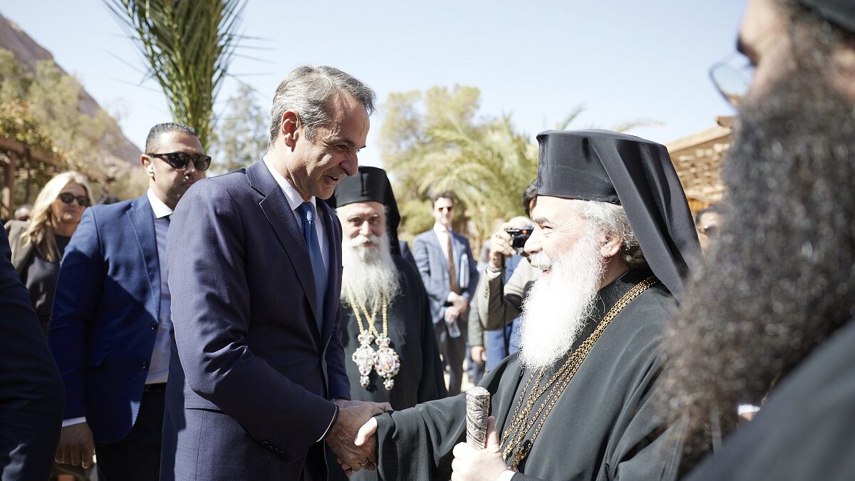 «Η Ελλάδα θα συνεχίσει να είναι αρωγός της Μονής Σινά» είπε ο Κυριάκος Μητσοτάκης στην τελετή ενθρόνισης του νέου Αρχιεπισκόπου