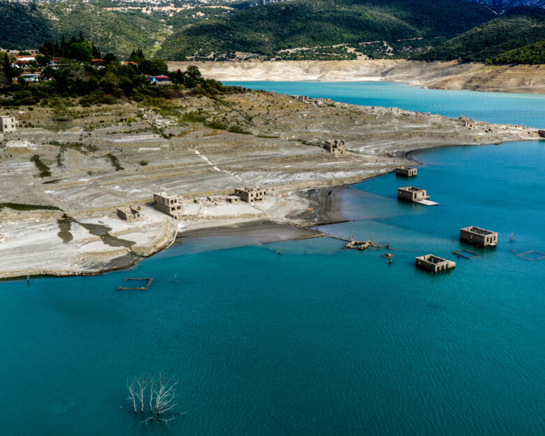 Μόρνος: Ιστορικό χαμηλό 10ετίας στην επιφάνεια της λίμνης – Μειώθηκε κατά 44%