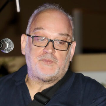 Γιώργος Μουκίδης