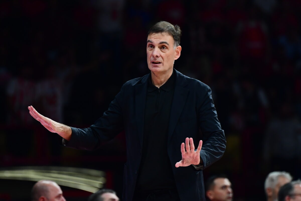 Ο Γιώργος Μπαρτζώκας στο παιχνίδι με τη Χάποελ (KLODIAN LATO