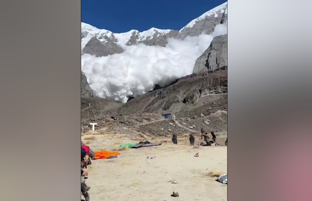 Χιονοστιβάδα στο Νεπάλ