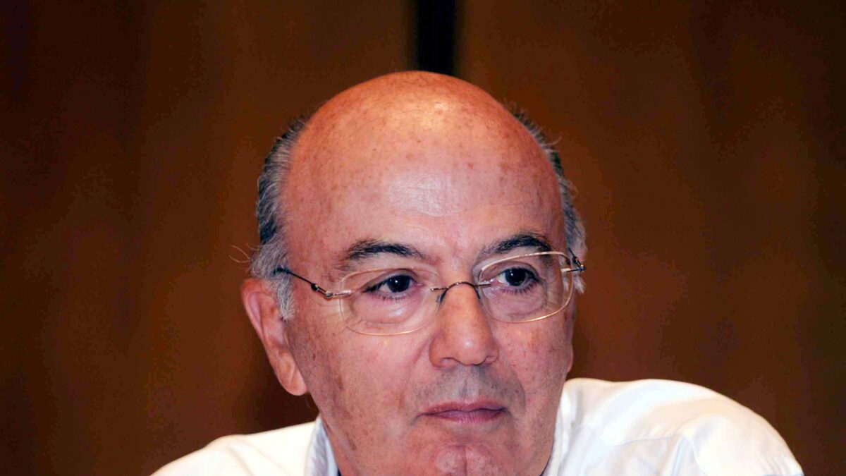 Ο Λάμπης Νικολάου