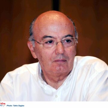 Ο Λάμπης Νικολάου