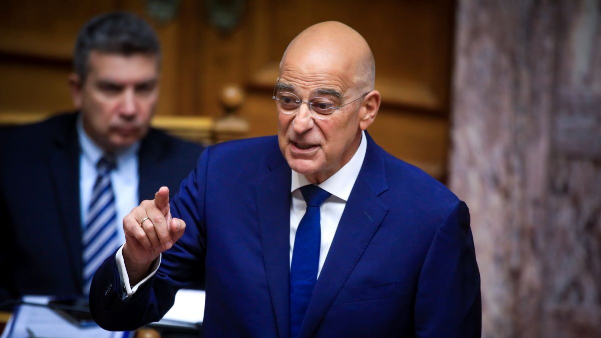 Ο Νίκος Δένδιας στη Βουλή