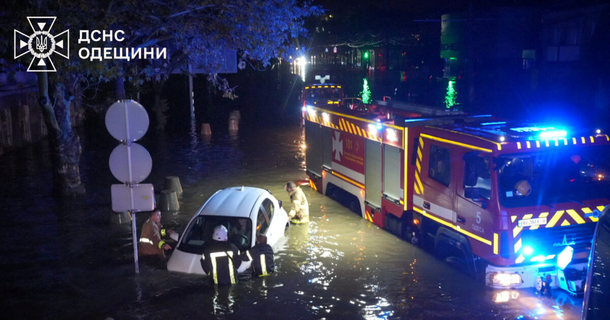 Odessa: “drowned” by floods, 9 dead – videos with desperate attempts to be saved to be saved