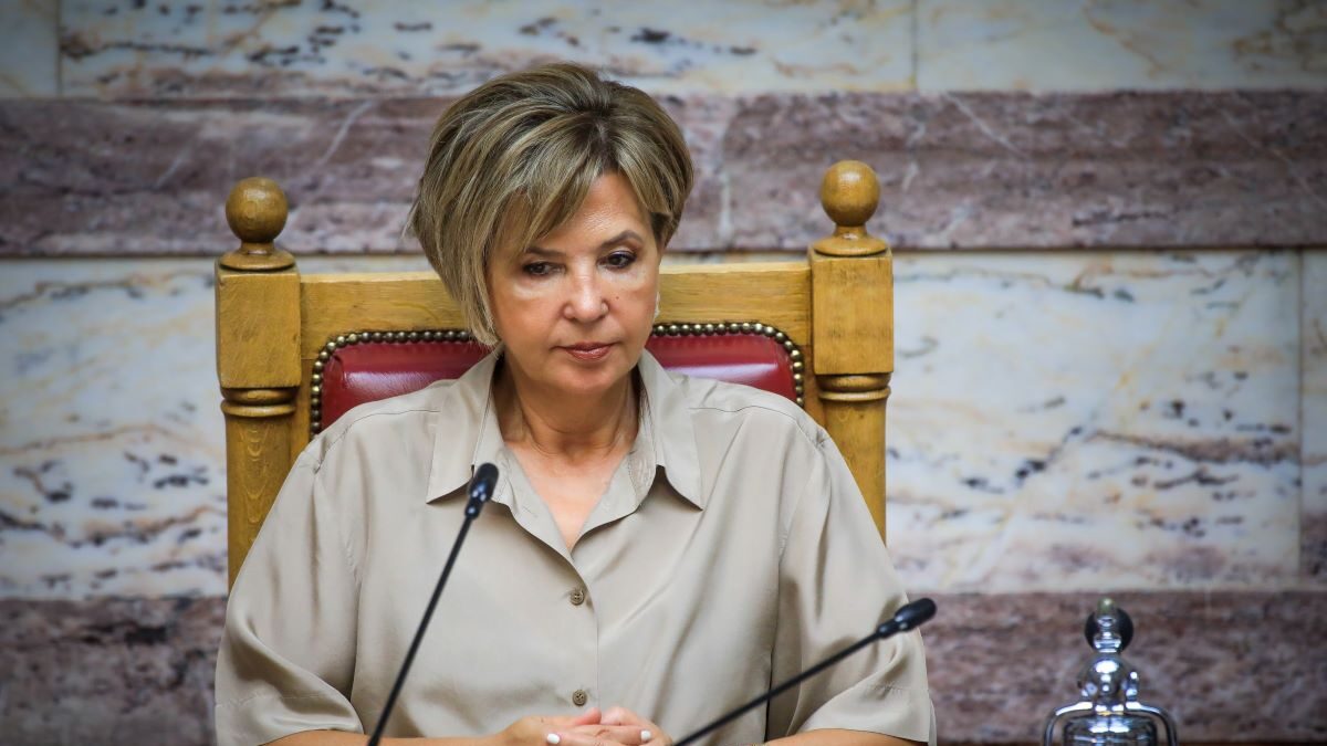 Η Όλγα Γεροβασίλη στη Βουλή