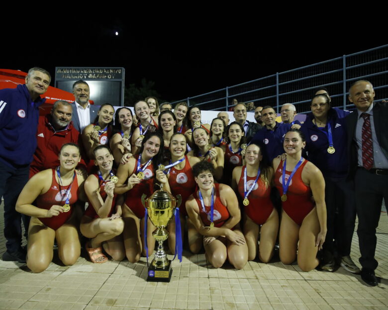 Ο Ολυμπιακός κατέκτησε το Super Cup στο πόλο γυναικών κόντρα στη Βουλιαγμένη με 14-11