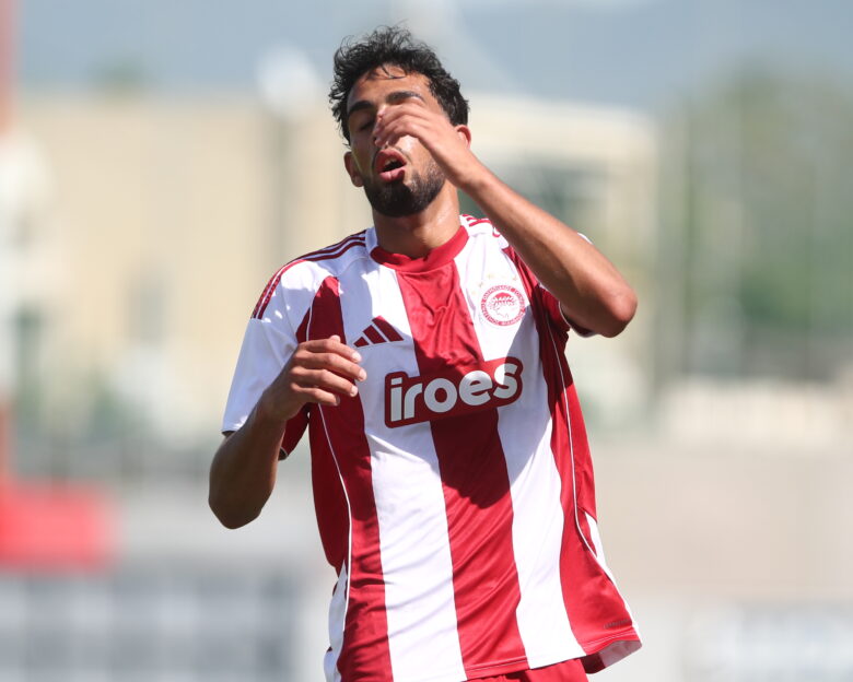 Μπαρτσελόνα – Ολυμπιακός 3-0: «Υποκλίθηκαν» στην ανωτερότητα των Καταλανών οι νεαροί παίκτες των Πειραιωτών