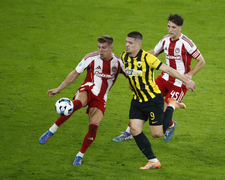 Ολυμπιακός – ΑΕΚ live για την 8η αγωνιστική της Super League