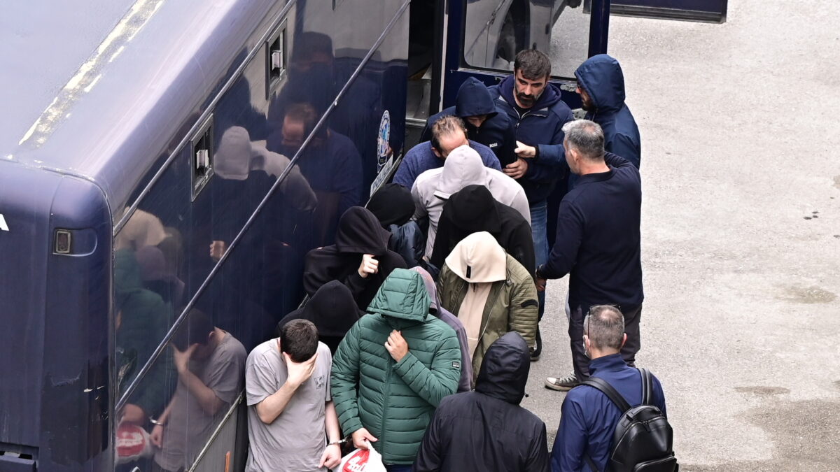 Οι συλληφθέντες για τις παρανομες επιδοτήσεις του ΟΠΕΚΕΠΕ οδηγούνται στην Ευρωπαϊκή Εισαγγελία