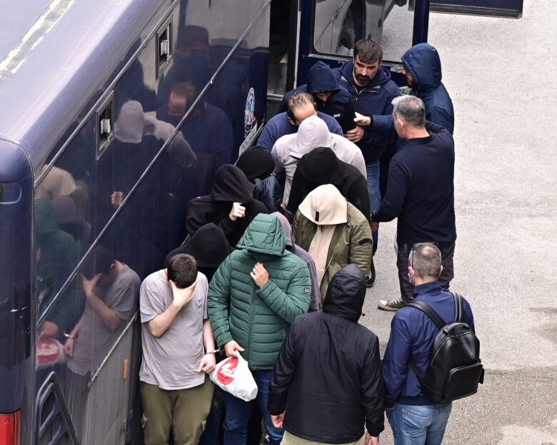 Ποινική δίωξη στους 37 συλληφθέντες για τον ΟΠΕΚΕΠΕ: Από το 2018 μέχρι σήμερα, η ζημιά για ΕΕ και Ελληνικό Δημόσιο ξεπερνά τα 5 εκατομμύρια ευρώ