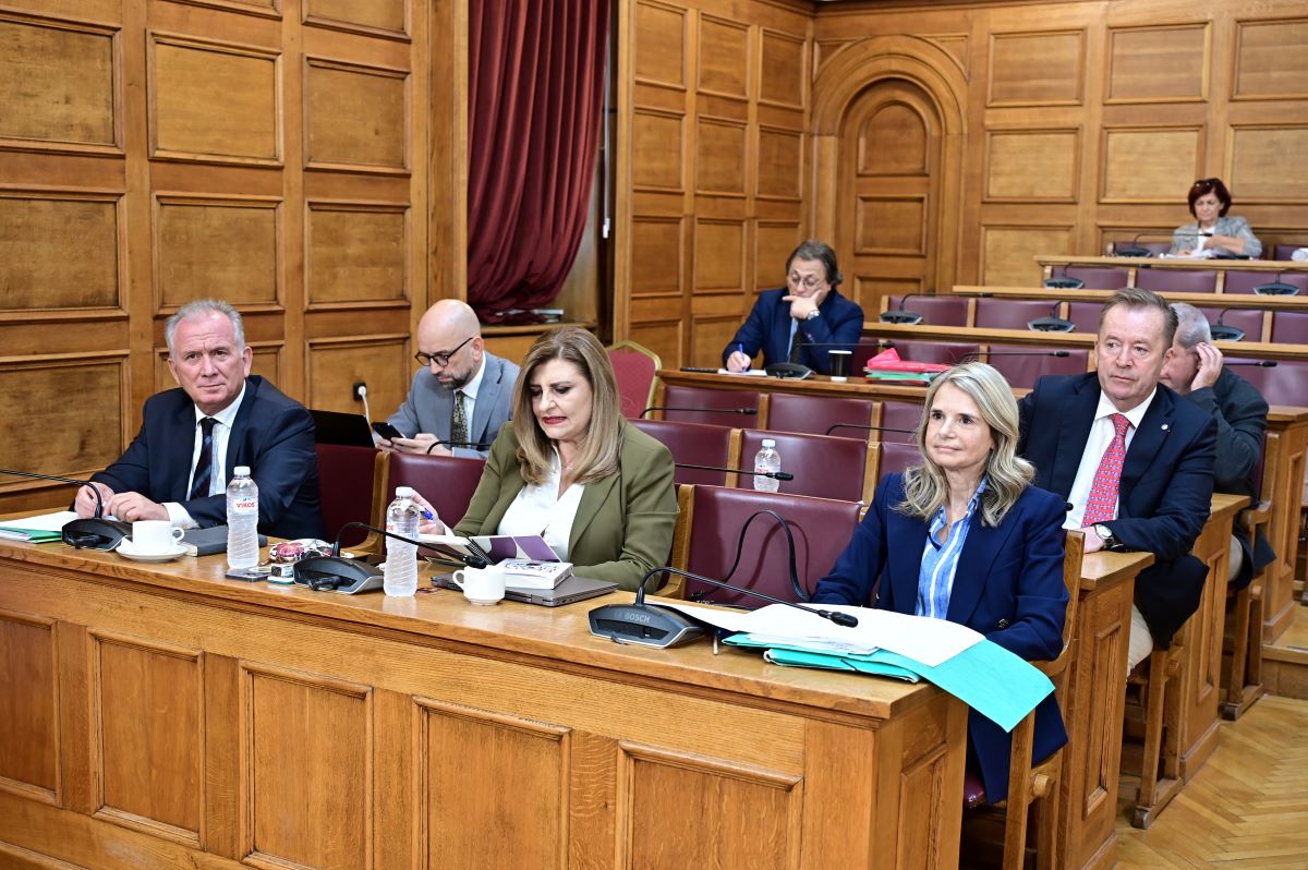 Συνεδρίαση της εξεταστικής επιτροπής για τον ΟΠΕΚΕΠΕ