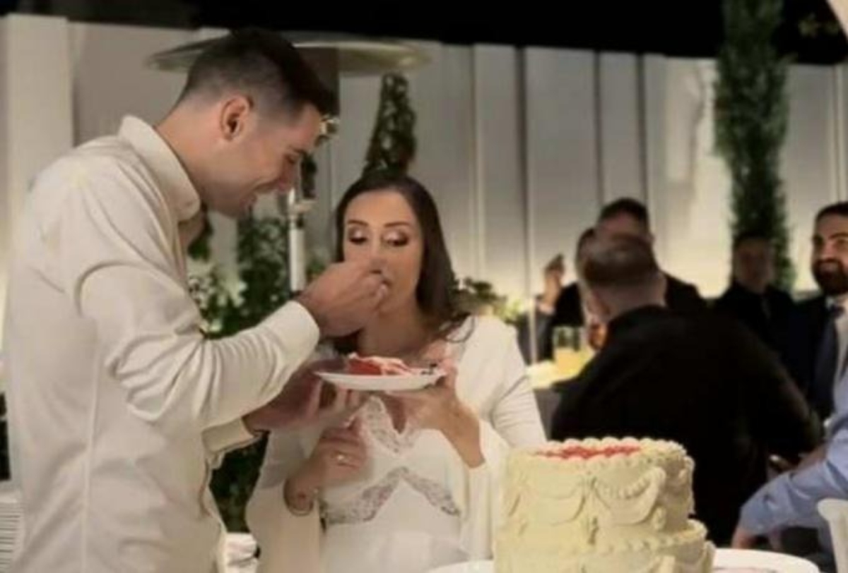 Ο Ιωάννης Παπαπέτρου παντρεύτηκε την αγαπημένη του Ναυσικά