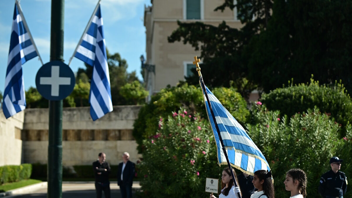 ΚΩΣΤΑΣ ΤΖΟΥΜΑΣ